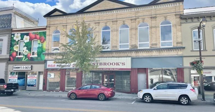 5-16 Peel Street, Norfolk County, ON, N3Y 1R9