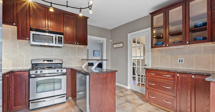 204 Beach Boulevard, Hamilton, ON, L8H 6V9 - 13