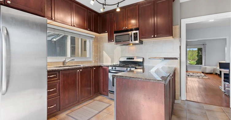 204 Beach Boulevard, Hamilton, ON, L8H 6V9 - 14