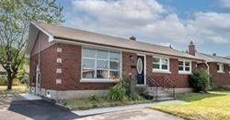 10 Collier Road, Thorold, ON, L2V 2W9