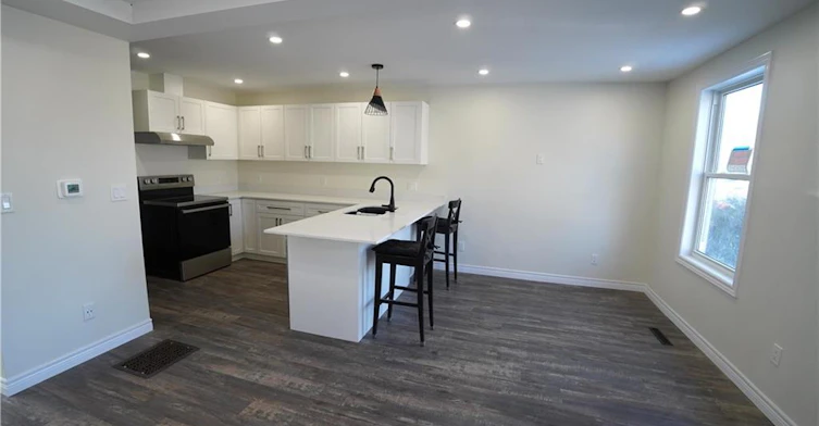 246 Forest Avenue, Hamilton, ON, L8N 1Y1 - 8