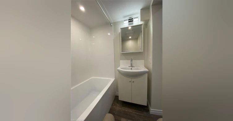 246 Forest Avenue, Hamilton, ON, L8N 1Y1 - 17