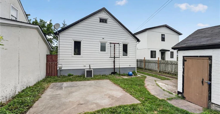 342 Carlton Street, St. Catharines, ON, L2N 1C4 - 30