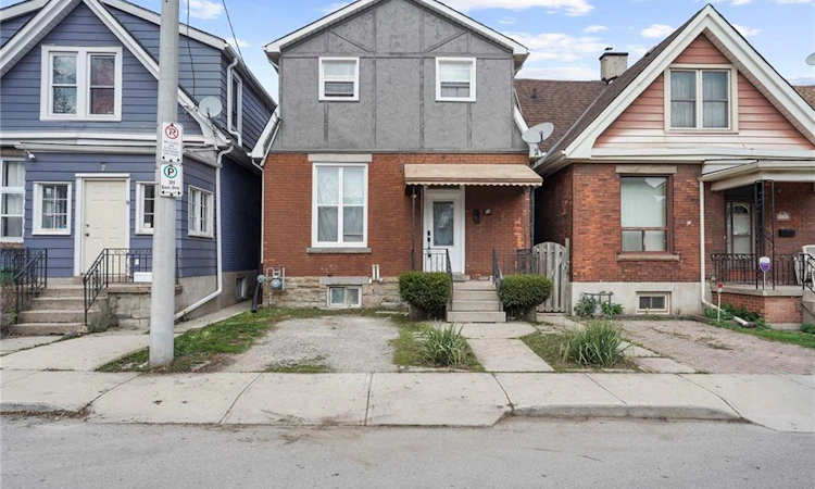 11 Wright Avenue