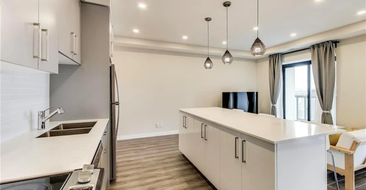 907-15 Queen Street S, Hamilton, ON, L8P 0C6 - 7