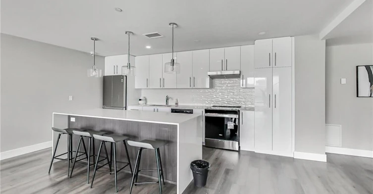 907-15 Queen Street S, Hamilton, ON, L8P 0C6 - 3