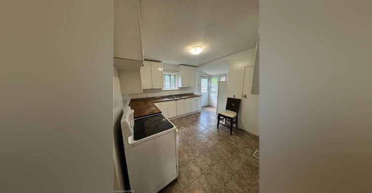 229 Grosvenor Avenue N, Hamilton, ON, L8L 7T1 - 5