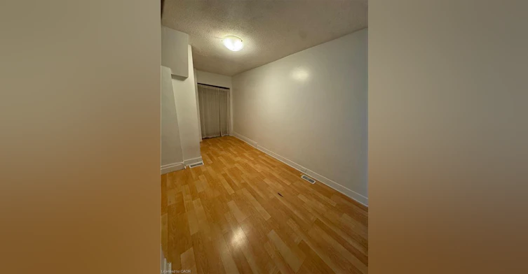229 Grosvenor Avenue N, Hamilton, ON, L8L 7T1 - 8