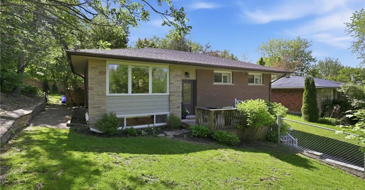 52 Grand Avenue, Cayuga, ON, N3W 2J5