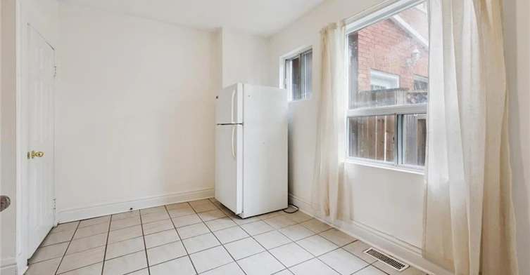 126 Wellington Street N, Kitchener, ON, N2H 5K1 - 20