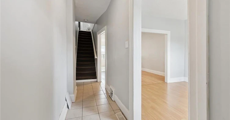 126 Wellington Street N, Kitchener, ON, N2H 5K1 - 7