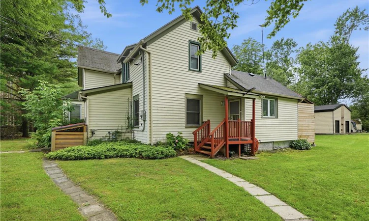633 Point Abino Road S