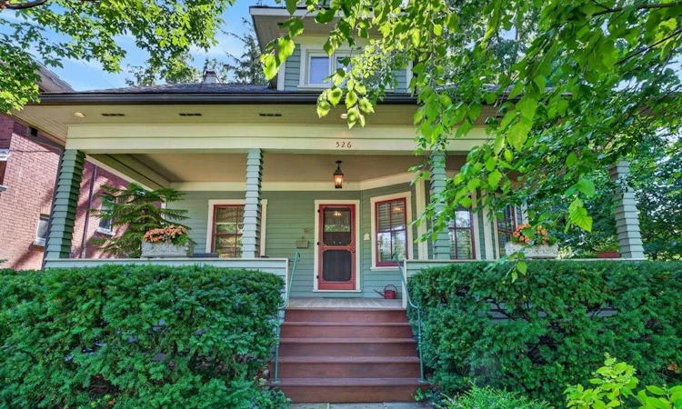 526 Burlington Avenue