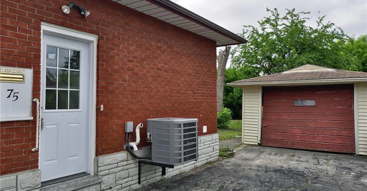 Lower-75 Olympic Drive E, Kitchener, ON, N2M 3S7 - 2
