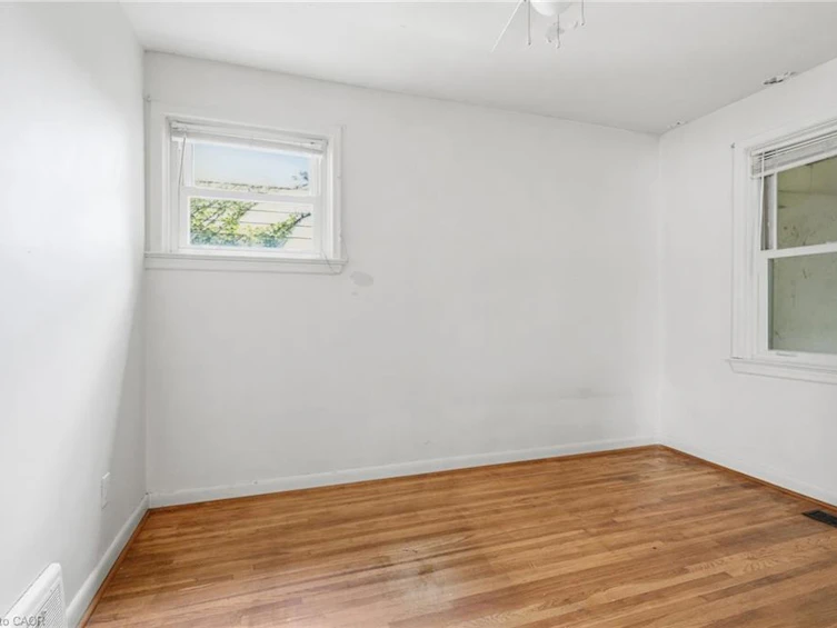 34 Eaton Place, Hamilton, ON, L8H 1N7 - 8