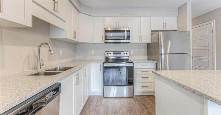 23-86 Erbsville Court, Waterloo, ON, N2T 0C8 - 5