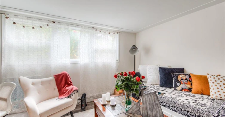 1-132 Allen Street E, Waterloo, ON, N2J 1J4 - 13