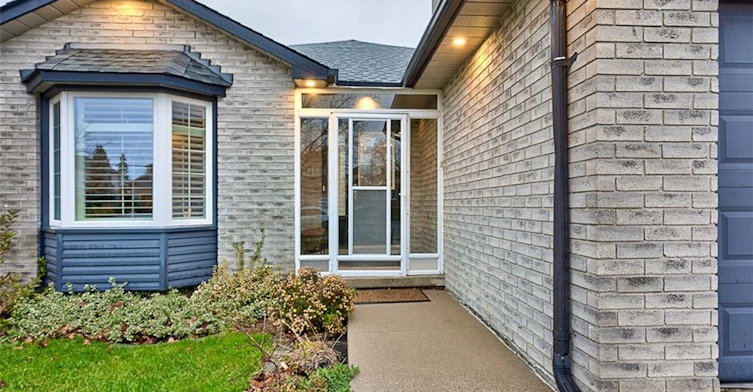 180 Highland Road W, Hamilton, ON, L8J 2V1