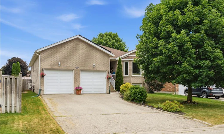 41 Griffiths Drive