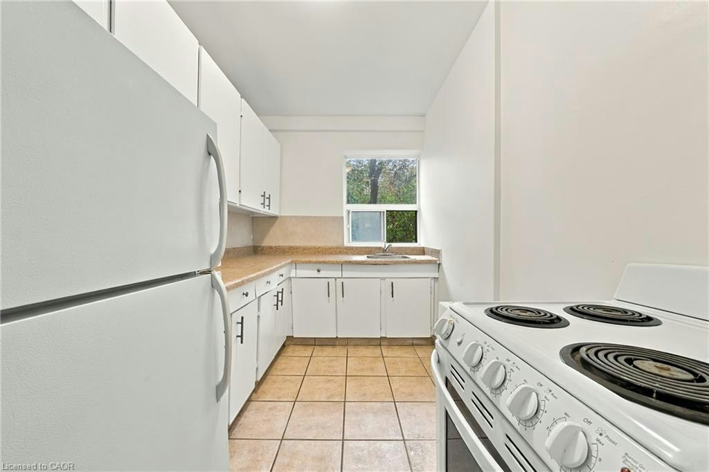 106-325A James Street S, Hamilton, ON, L8P 3B7