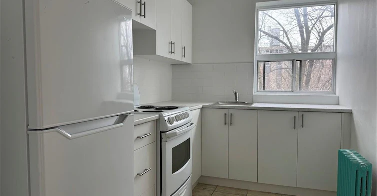 106-325A James Street S, Hamilton, ON, L8P 3B7 - 2