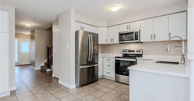469 Bronco Crescent, Waterloo, ON, N2K 4L1 - 9