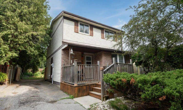 6 Viscount Road