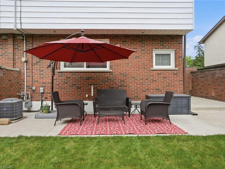69 Fairway Drive, Hamilton, ON, L8K 5L6 - 31
