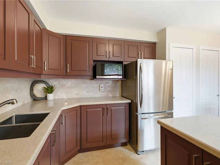 69 Fairway Drive, Hamilton, ON, L8K 5L6 - 11