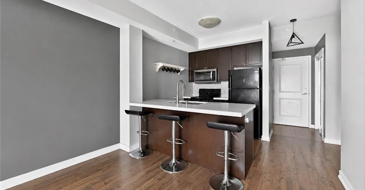315-5010 Corporate Drive, Burlington, ON, L7L 0H6 - 8