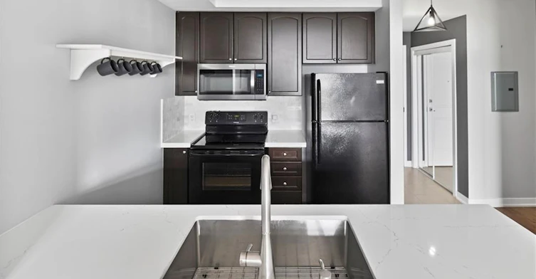315-5010 Corporate Drive, Burlington, ON, L7L 0H6 - 10