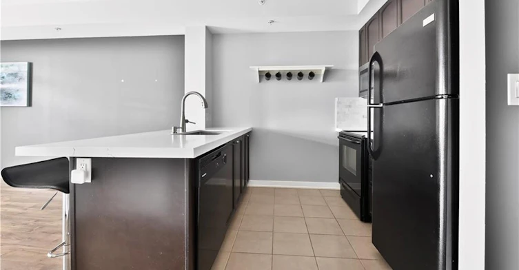 315-5010 Corporate Drive, Burlington, ON, L7L 0H6 - 9