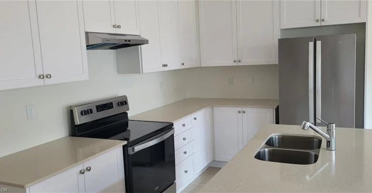57 Freedom Crescent, Hamilton, ON, L0R 1W0 - 2