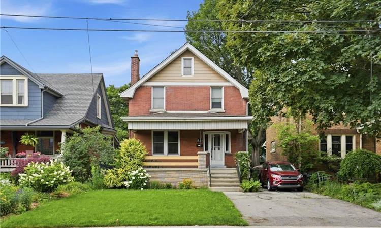 24 Cliff Avenue