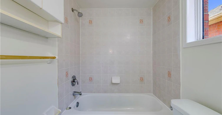 3332 Angel Pass Drive, Mississauga, ON, L5M 7K2 - 10