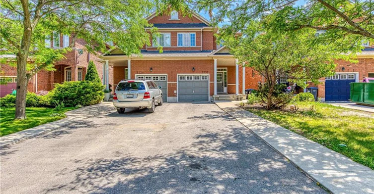 3332 Angel Pass Drive, Mississauga, ON, L5M 7K2
