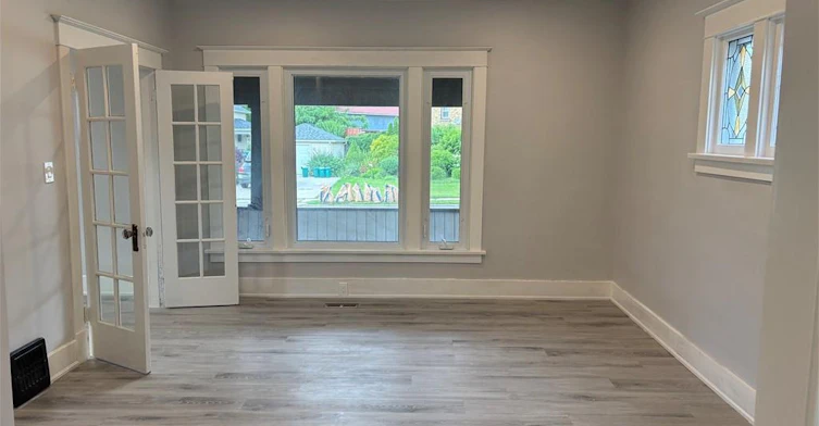 5810 Symmes Street, Niagara Falls, ON, L2G 2G3 - 6