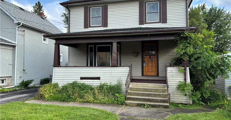 5810 Symmes Street, Niagara Falls, ON, L2G 2G3