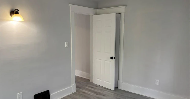 5810 Symmes Street, Niagara Falls, ON, L2G 2G3 - 12