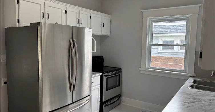 5810 Symmes Street, Niagara Falls, ON, L2G 2G3 - 3