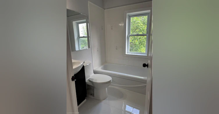 5810 Symmes Street, Niagara Falls, ON, L2G 2G3 - 16