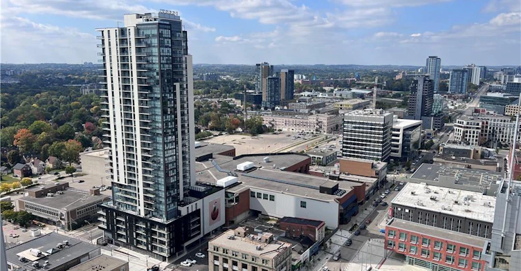 2510-55 Duke Street W, Kitchener, ON, N2H 0C9 - 21