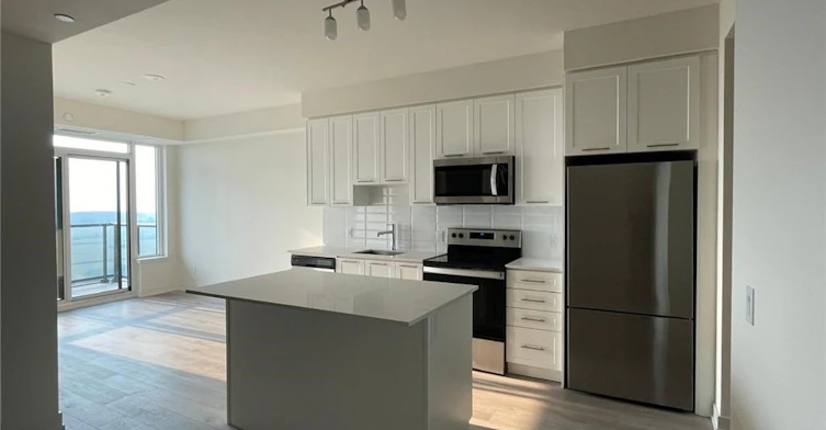 1603-385 Winston Road, Grimsby, ON, L3M 4E8