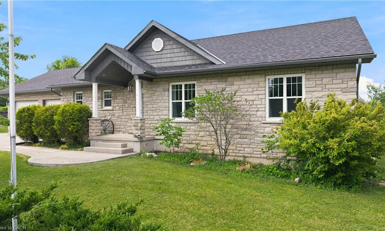14 Regency Drive