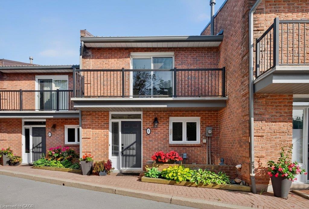 8-2136 Old Lakeshore Road, Burlington, ON, L7R 1A3