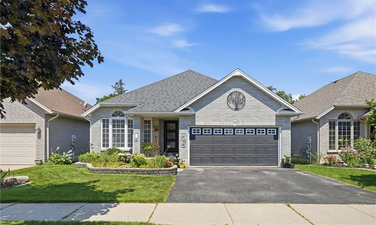 40 Maich Crescent