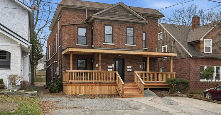 1-4876 Simcoe Street, Niagara Falls, ON, L2E 1V9