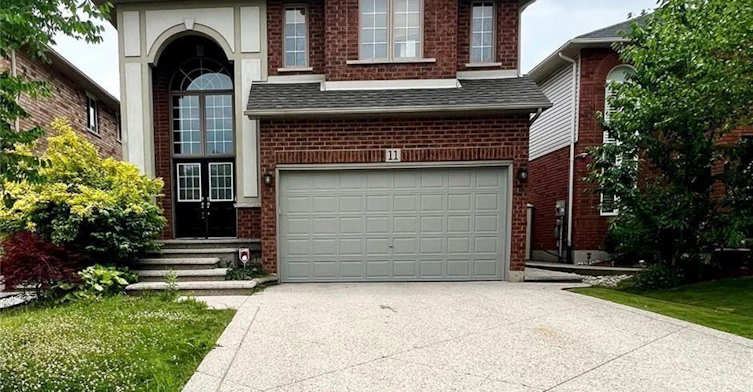 11 Armour Crescent, Hamilton, ON, L9K 1S1