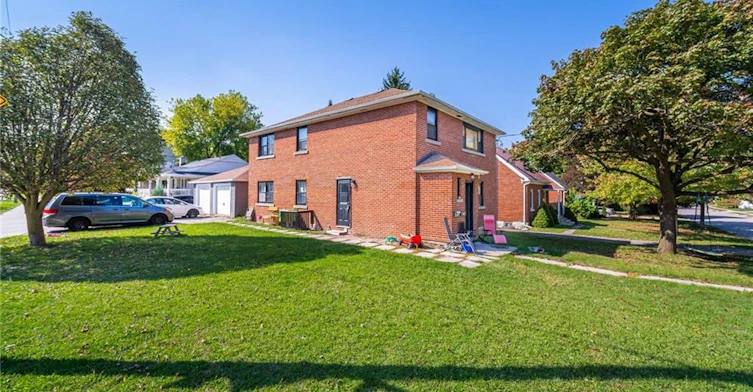 (LOWER)-21 Beverley Street, Waterloo, ON, N2L 2H5