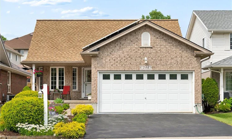 244 Fallowfield Drive
